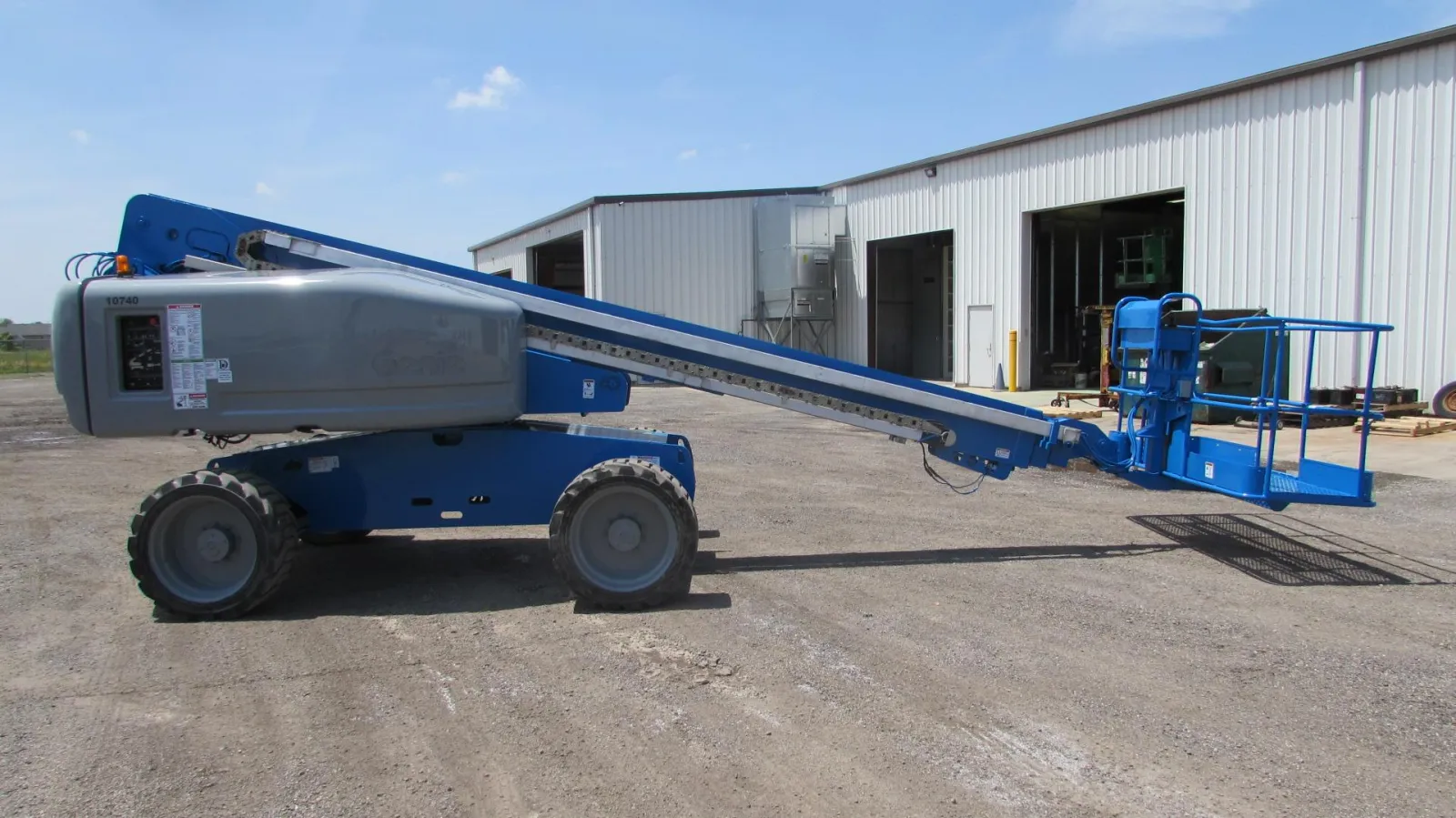 Genie S-60X Boom Lift