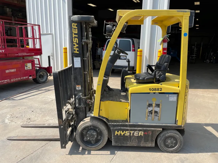 Hyster E45XN-27 Forklift #10882 - view 3