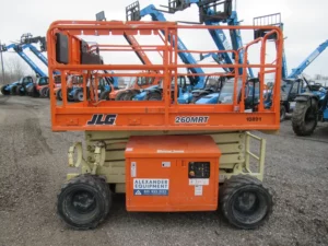 jlg-260mrt-scissor-lift-10891b-3-900x675-1