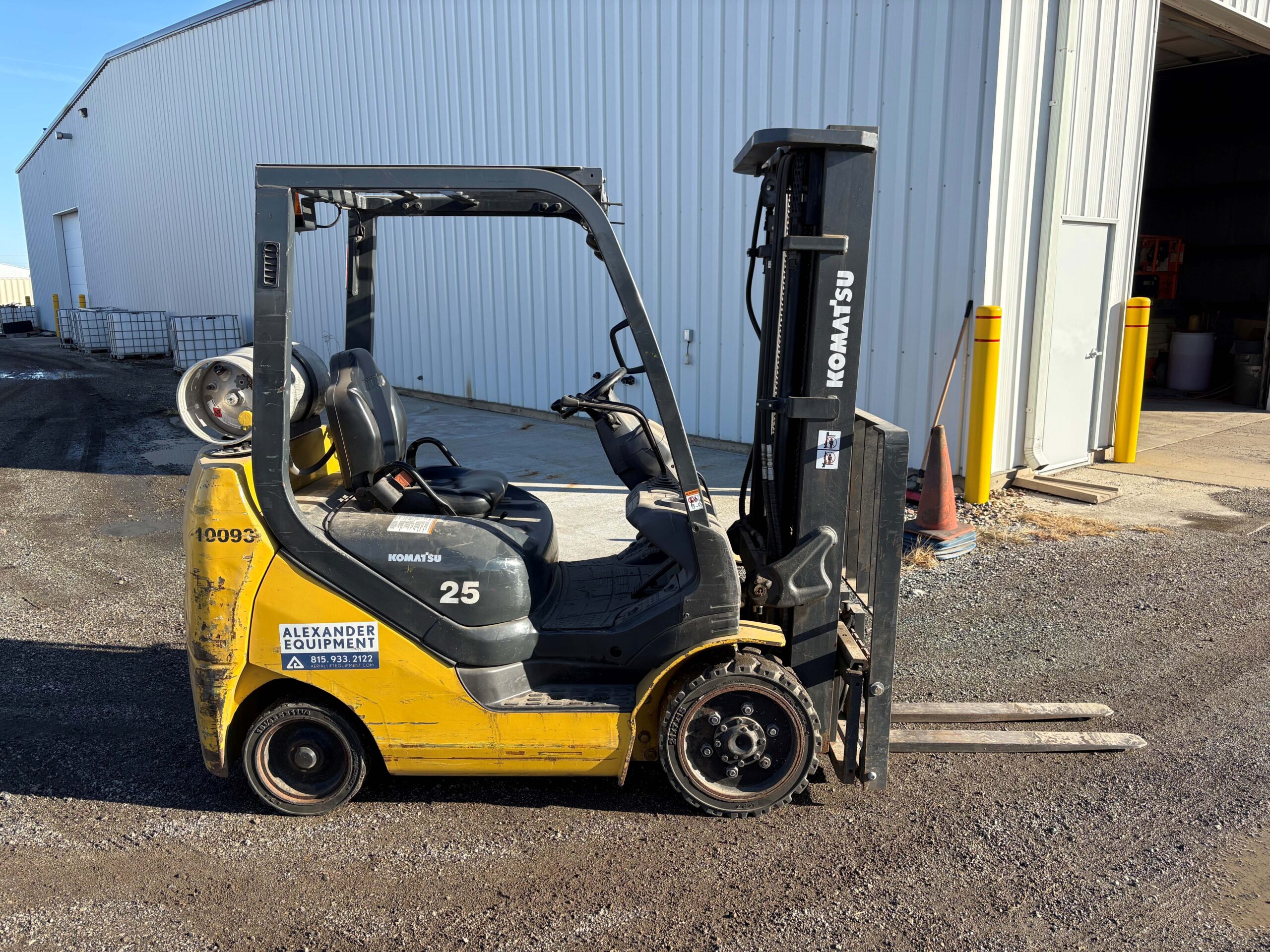 2011 Komatsu FG25ST-16